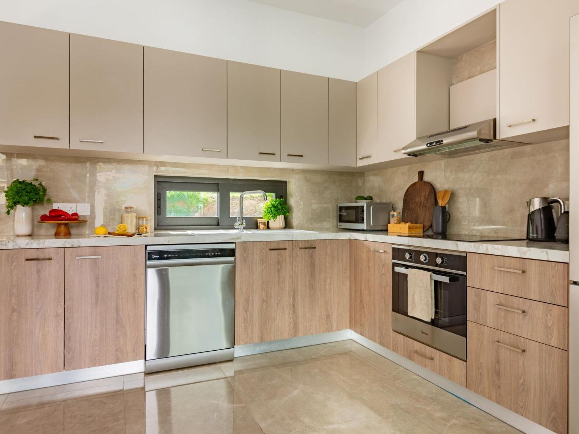 Sanders River Plaza Apartment Limassol